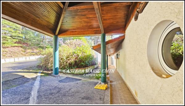 Maison contemporaine - 9 pièces - Studio - Garages - Piscine- Vue Pyrénées- AUCH (32)