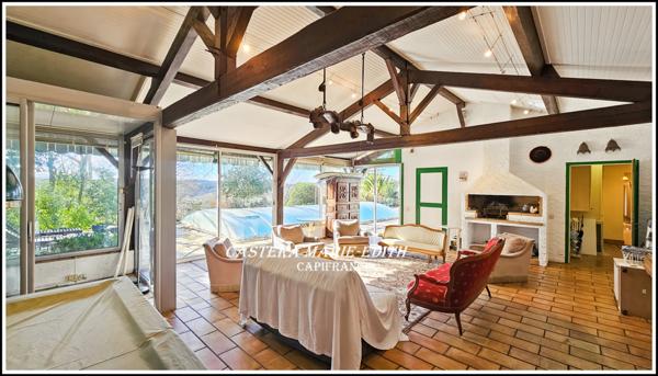 Maison contemporaine - 9 pièces - Studio - Garages - Piscine- Vue Pyrénées- AUCH (32)