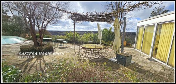 Maison contemporaine - 9 pièces - Studio - Garages - Piscine- Vue Pyrénées- AUCH (32)