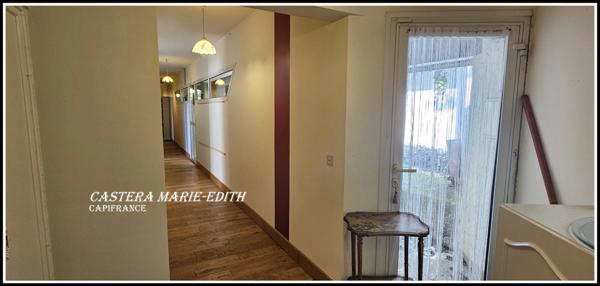 Maison contemporaine - 9 pièces - Studio - Garages - Piscine- Vue Pyrénées- AUCH (32)