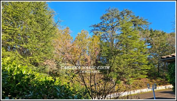 Maison contemporaine - 9 pièces - Studio - Garages - Piscine- Vue Pyrénées- AUCH (32)