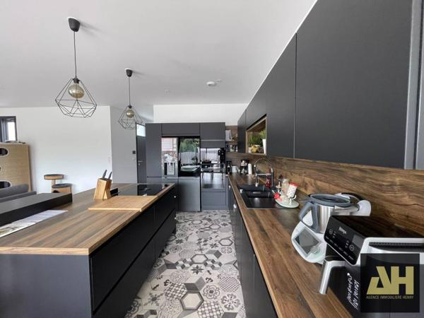 BREST ST MARC - MAISON CONTEMPORAINE DE 2022 - 4 CHAMBRES - GARAGE - JARDIN CLOS