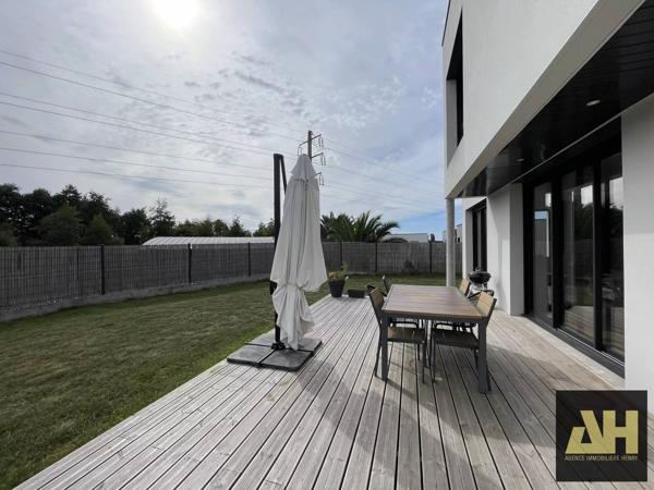 BREST ST MARC - MAISON CONTEMPORAINE DE 2022 - 4 CHAMBRES - GARAGE - JARDIN CLOS