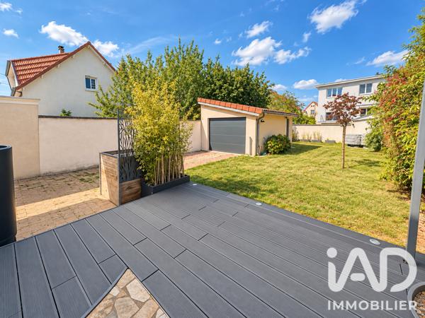 Maison à vendre 6 pièces 99,43 m² Sainte-Geneviève-des-Bois
