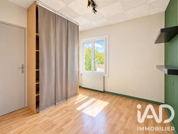 Maison à vendre 6 pièces 99,43 m² Sainte-Geneviève-des-Bois