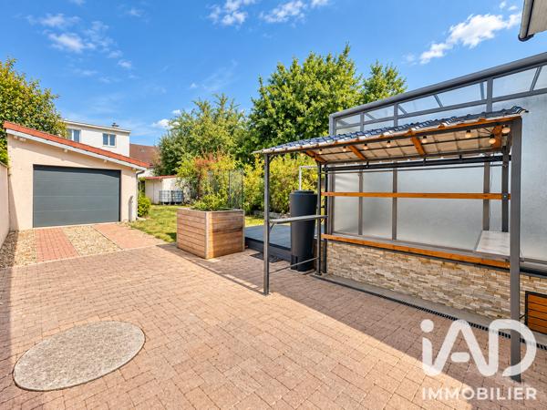 Maison à vendre 6 pièces 99,43 m² Sainte-Geneviève-des-Bois