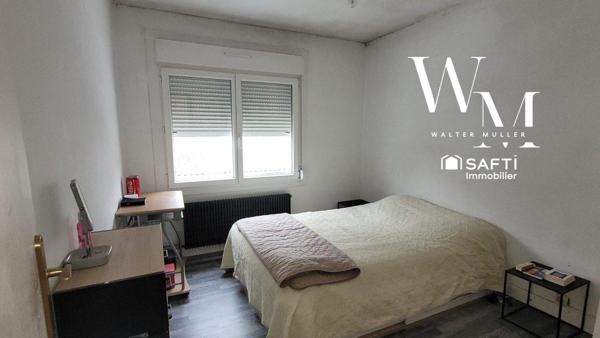 Maison semi-mitoyenne de 80 m2 avec dépendance aménagée