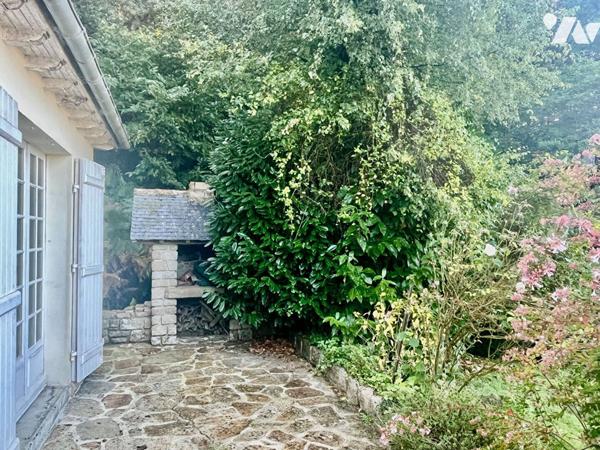 JUGON LES LACS - EXCLUSIF - Maison de 140m² avec vue sur la vallée