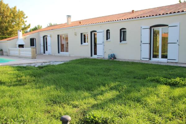 Belle maison familiale 4 chambres, avec piscine