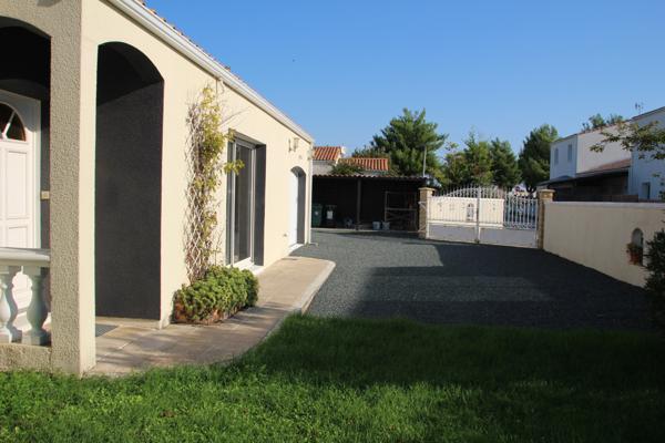 Belle maison familiale 4 chambres, avec piscine