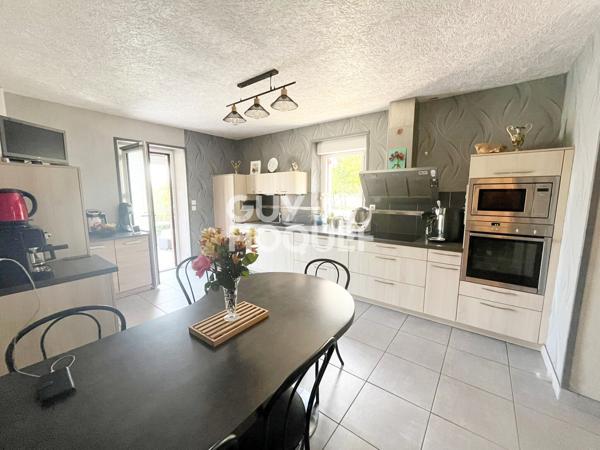 MAISON À VENDRE DE 4 PIÈCES DE 122,00 M²