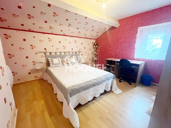 MAISON À VENDRE DE 4 PIÈCES DE 122,00 M²