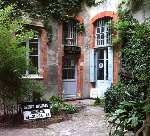 Local commercial Bureaux,divers,fleurs,esthetique,laverie,librairie Toulouse 41 m2