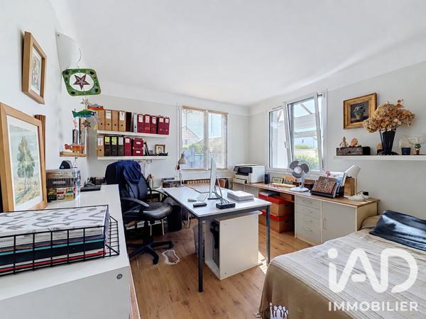 Maison à vendre 5 pièces 99,12 m² Fontenay-le-Fleury