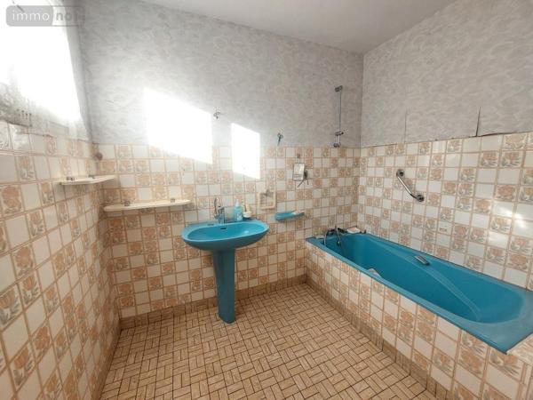 Maison à vendre à Cossé-le-Vivien en Mayenne (53230), ref : 53032-1055