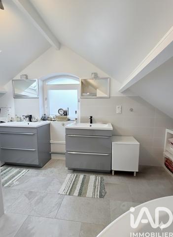 Maison à vendre 6 pièces 125 m² Soisy-sur-Seine