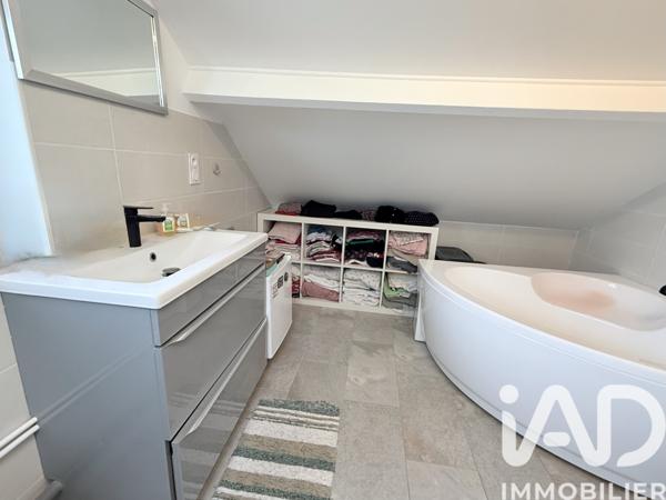 Maison à vendre 6 pièces 125 m² Soisy-sur-Seine