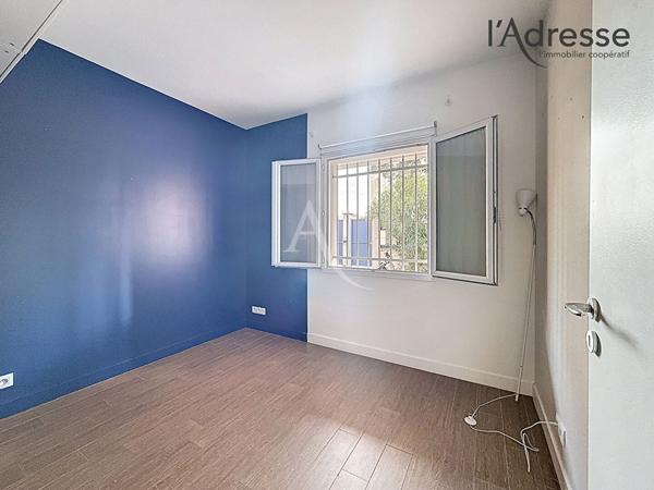 SURESNES/ Chêne - Appartement 4 pièces 77m² - Jardin de 73m² - 1 Cabanon - 1 Parking