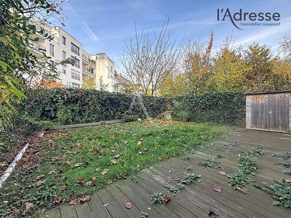 SURESNES/ Chêne - Appartement 4 pièces 77m² - Jardin de 73m² - 1 Cabanon - 1 Parking