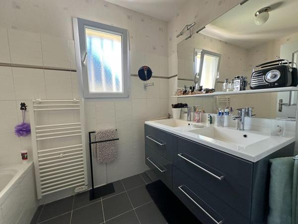 Maison 5 pièce(s) 101 m2