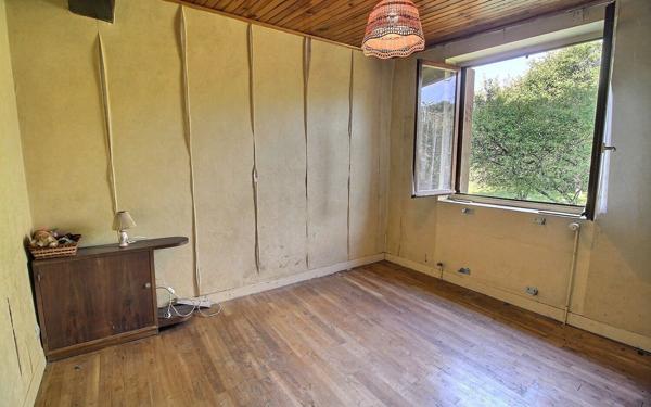 Maison à vendre    5 pièces •  Morestel