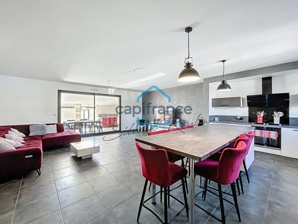 PIERRELATTE – FERME BAUMET | Villa de plain-pied de 107 m², 4 chambres, DPE A et superbe terrasse couverte de 50 m²