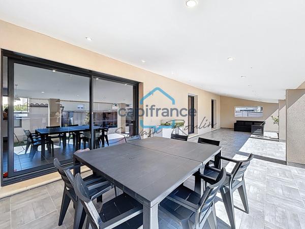 PIERRELATTE – FERME BAUMET | Villa de plain-pied de 107 m², 4 chambres, DPE A et superbe terrasse couverte de 50 m²
