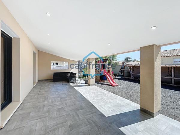 PIERRELATTE – FERME BAUMET | Villa de plain-pied de 107 m², 4 chambres, DPE A et superbe terrasse couverte de 50 m²