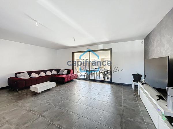 PIERRELATTE – FERME BAUMET | Villa de plain-pied de 107 m², 4 chambres, DPE A et superbe terrasse couverte de 50 m²