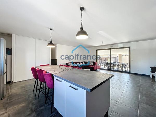 PIERRELATTE – FERME BAUMET | Villa de plain-pied de 107 m², 4 chambres, DPE A et superbe terrasse couverte de 50 m²