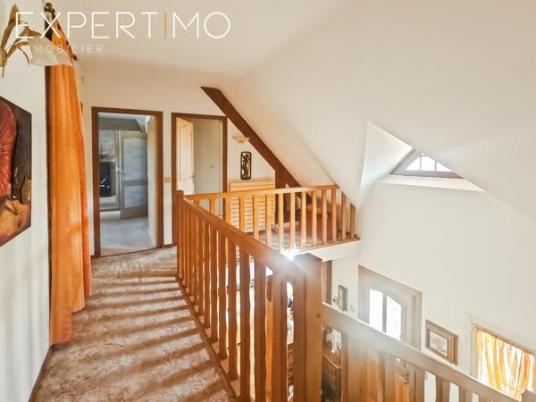 Maison 164 m² avec véranda et terrain de 1 566 m²