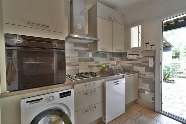 Sainte-Maxime (83120) Villa vue mer avec appartement T2 indépendant, piscine, Terrain 1 200m², Sainte-Maxime