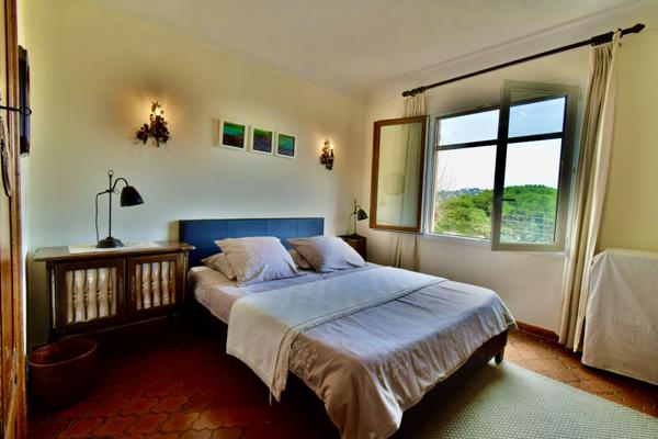 Sainte-Maxime (83120) Villa vue mer avec appartement T2 indépendant, piscine, Terrain 1 200m², Sainte-Maxime