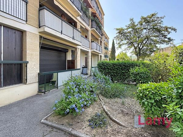 Appartement avec terrasse, cave
