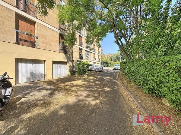 Appartement avec terrasse, cave