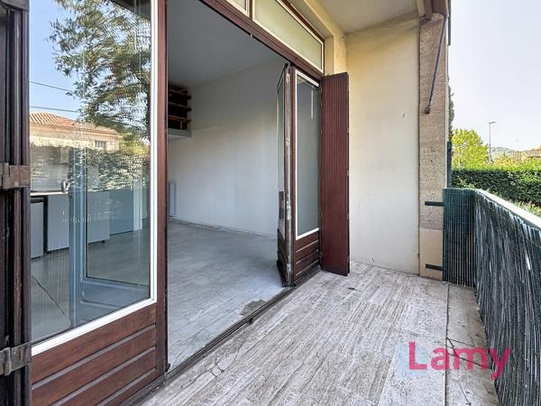 Appartement avec terrasse, cave