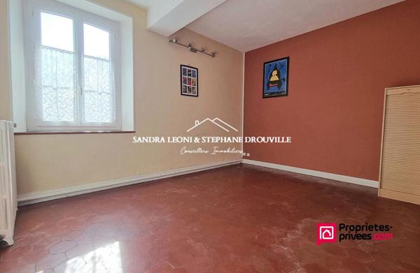 JOUY - JOLIE MAISON de 60 m², 4 PIECES