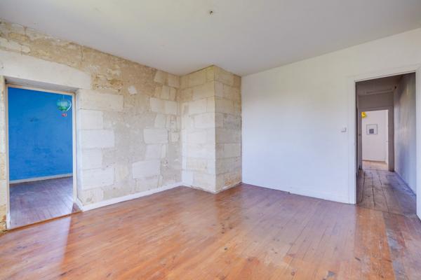 Salignac (33240) Maison 4 pièces en R+1 de 97m2 habitables avec jardinet