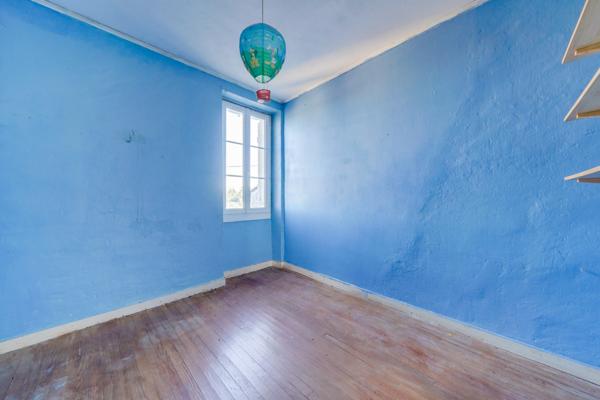 Salignac (33240) Maison 4 pièces en R+1 de 97m2 habitables avec jardinet