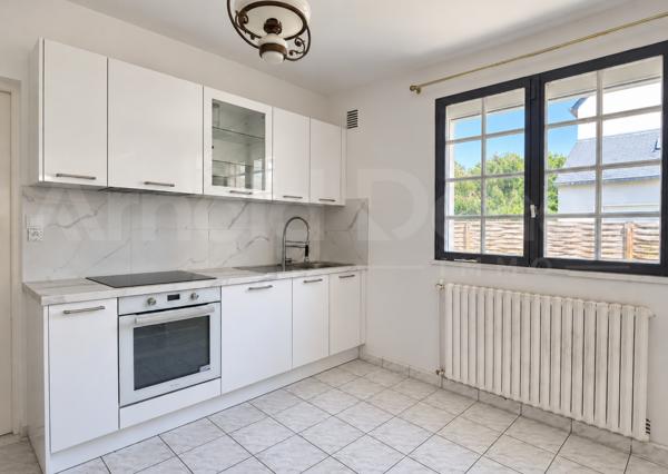Maison familiale lumineuse avec vie de plain-pied possible - proche toutes commodités