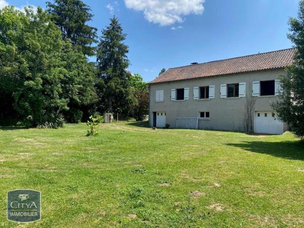 Maison à louer 4 pièces 121.8m²