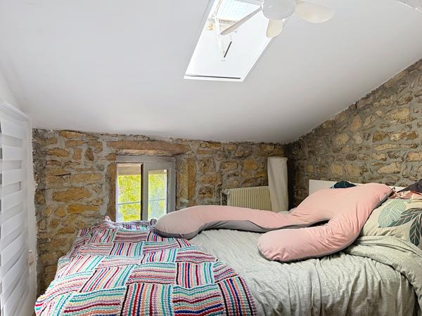 Maison village 70m² type 3 au calme VILLA ROSA: Une maison de village au charme singulier, entre histoire et douceur de vivre: