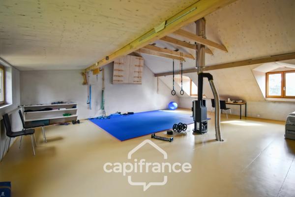 Maison à vendre 13 pièces proche de LONS LE SAUNIER (39)