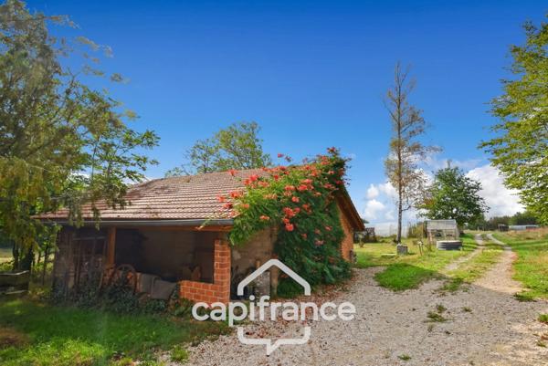 Maison à vendre 13 pièces proche de LONS LE SAUNIER (39)