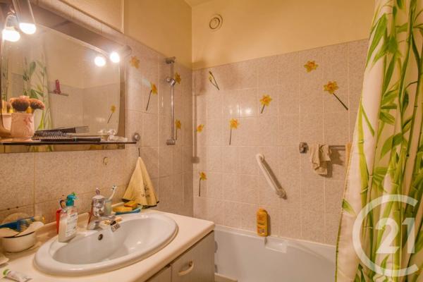 Appartement F3 à vendre  3 pièces - 71,59 m 2   ERMONT  - 95