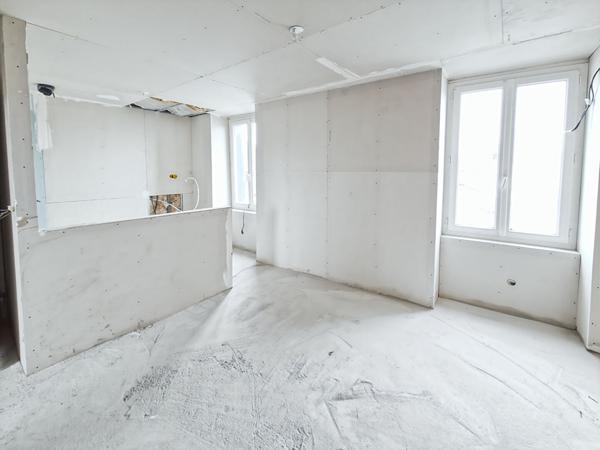 Immeuble 3 logements + local commercial