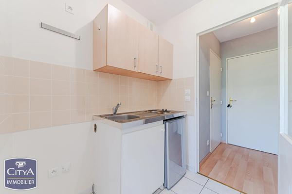 Appartement à vendre 1 pièce 31.7m² Tours (37100)