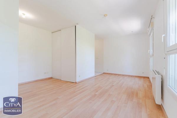 Appartement à vendre 1 pièce 31.7m² Tours (37100)