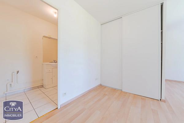 Appartement à vendre 1 pièce 31.7m² Tours (37100)