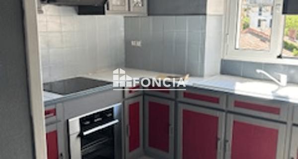 Location Appartement 2 pièces 50.15 m² - Saint-raphaël 83700